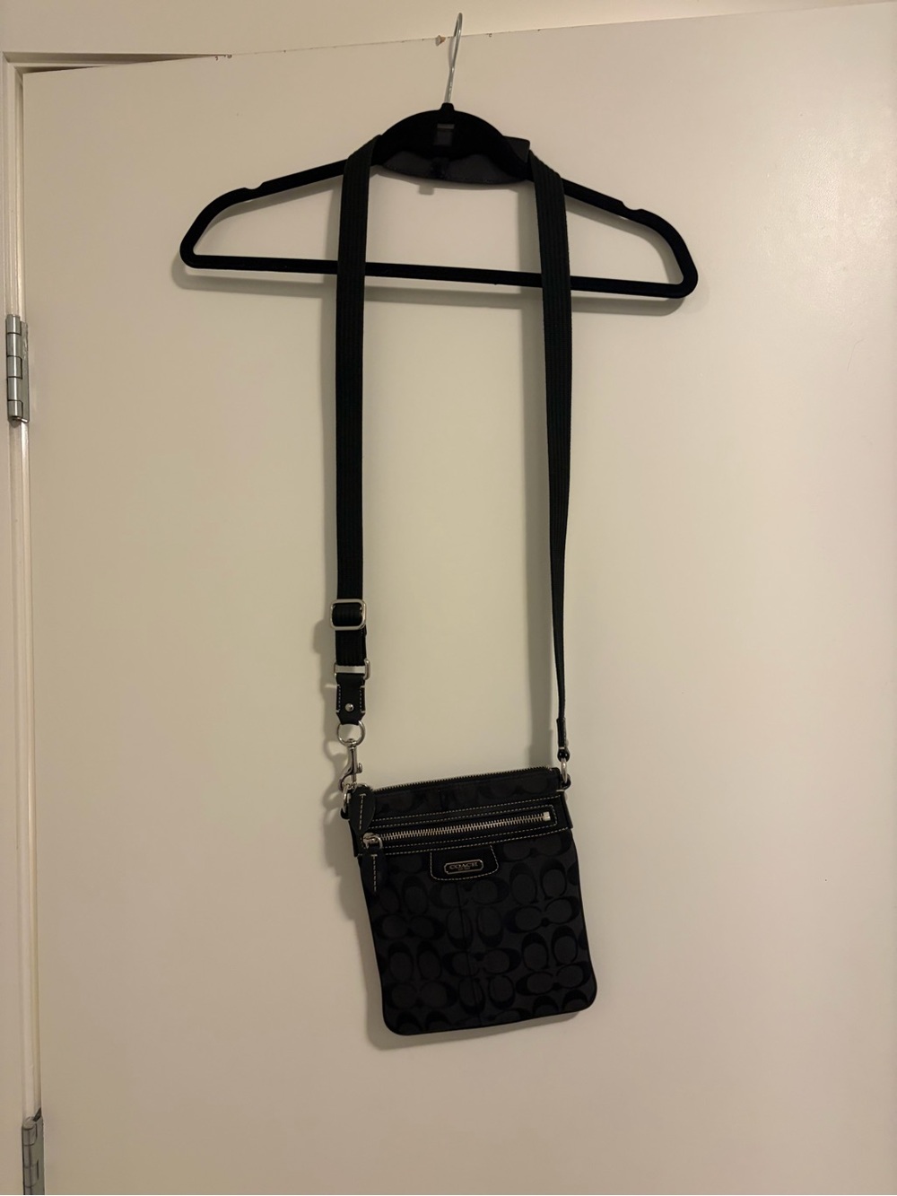 Coach Black Signature Crossbody Messenger Bag